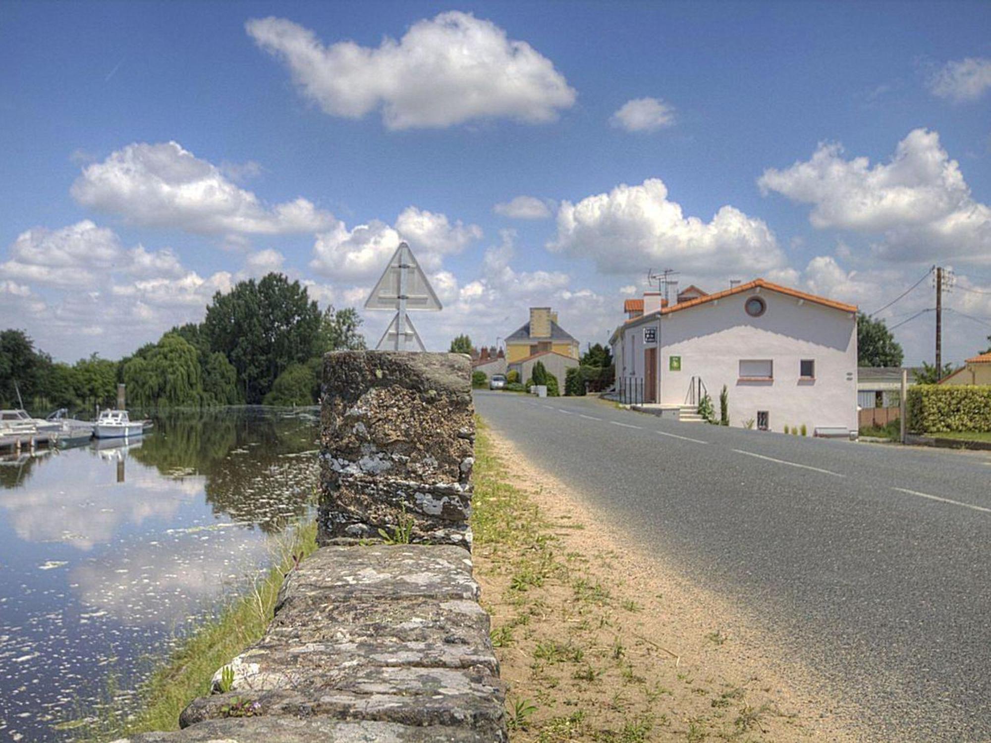 Gite A Proximite De La Loire Avec Wi-Fi Et Equipement Bebe - Fr-1-306-814 La Chapelle-Basse-Mer Exterior photo